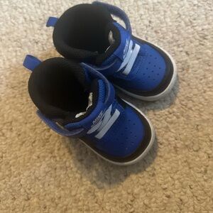 Nike Baby Boy’s court borough mid 2 Us 4c